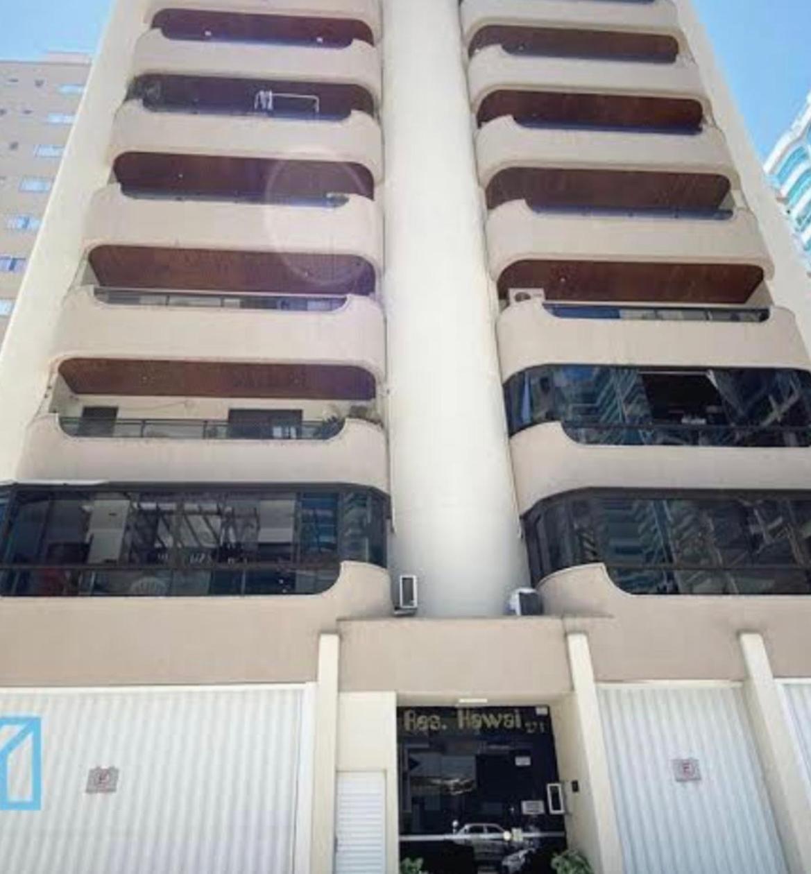 Apartamento Na Melhor Localizacao Da Meia Praia Итапема Экстерьер фото
